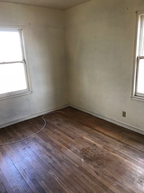 Building Photo - 2 br, 1 bath House - 1009 Warren Ave.