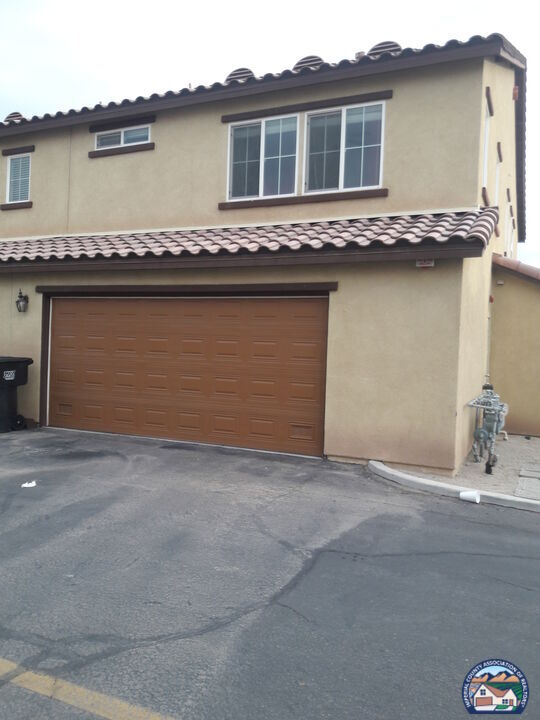 Building Photo - 642 Brewer Rd