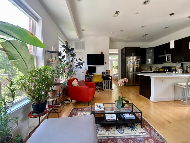 Living room - 1854 Mintwood Plz NW