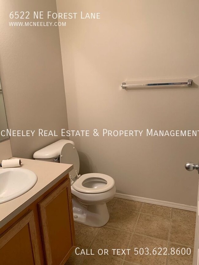 Foto del edificio - 6522 NE Forest Ln