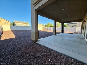 Building Photo - 5613 Clotidle Soupert Ct