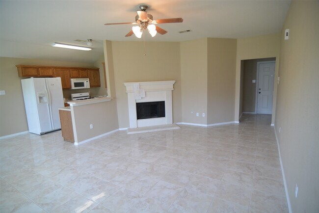 Foto del edificio - 16215 Willowford Ct