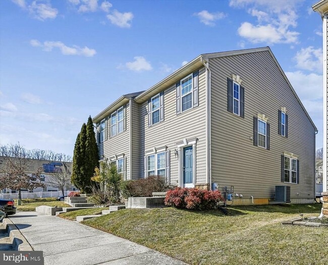 Foto del edificio - 634 Tantallon Ct