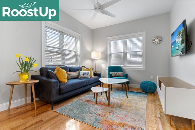 Foto del edificio - Furnished Bedroom with Private Bath in South Boston