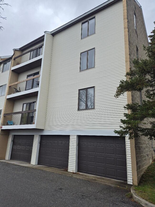 Foto del edificio - 349 Pearl St