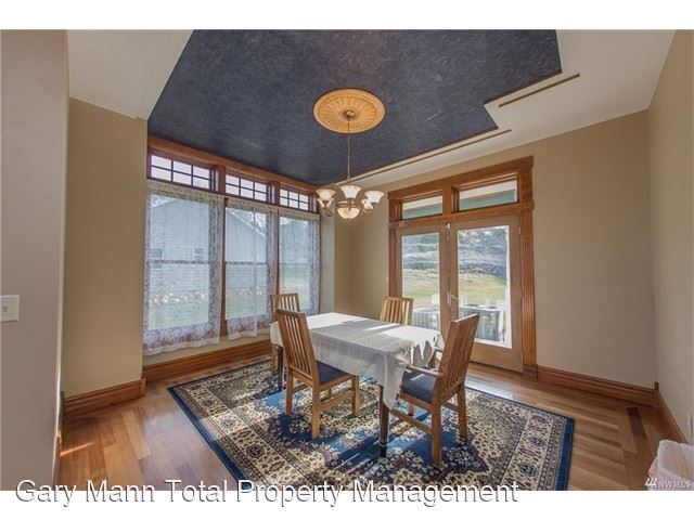 Building Photo - 4 br, 3.5 bath House - 9027 Goodrich Road