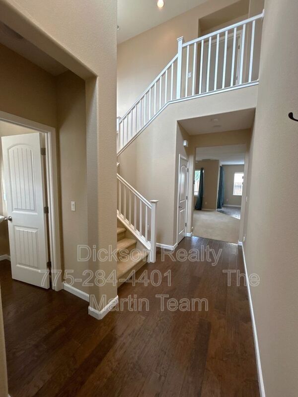 Building Photo - 2065 Bears Ranch Dr