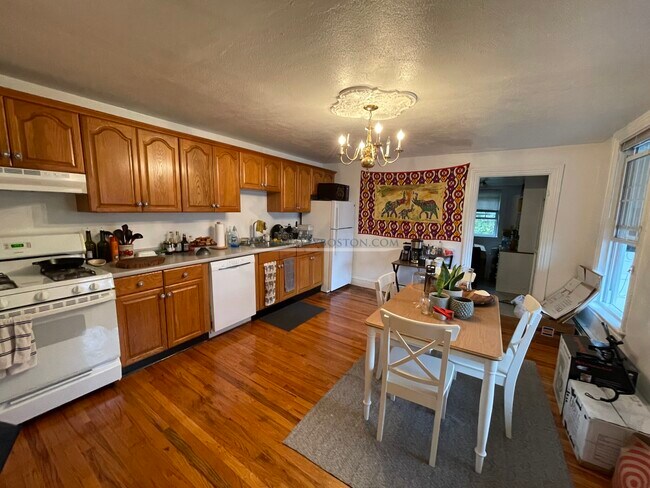 Foto del edificio - 17 Bigelow St