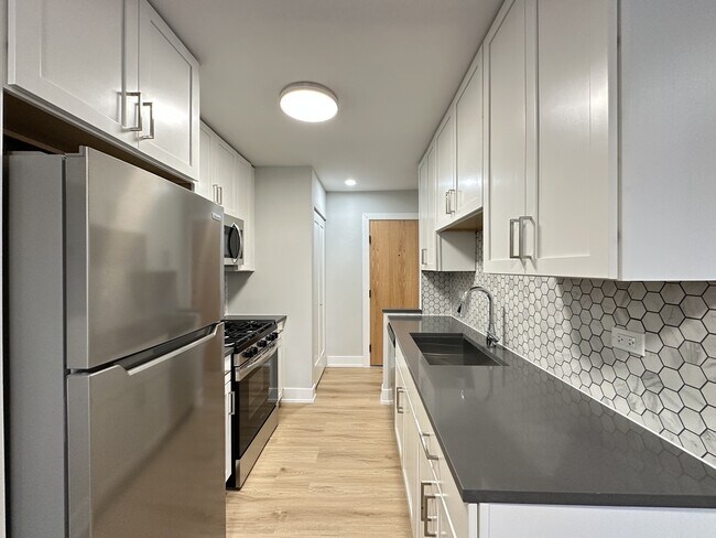 Foto del edificio - 535 W Aldine Ave