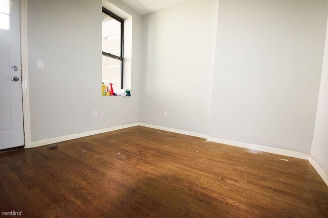 Building Photo - 269 Cooper St