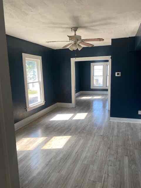 Foto del edificio - 1373 E 52nd St