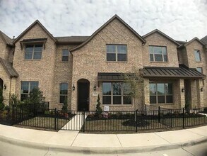 Building Photo - 6156 Rilla St