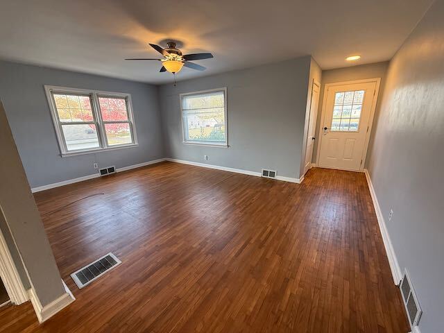 Foto del edificio - 3 BR Bungalow in North Peoria