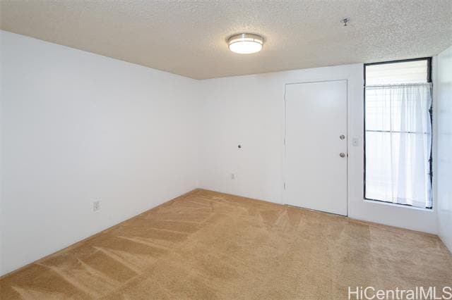 Building Photo - 2860 Waialae Ave