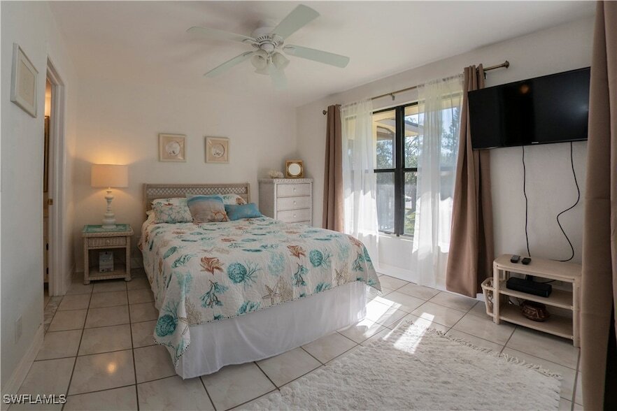 Foto principal - 16809 Davis Rd