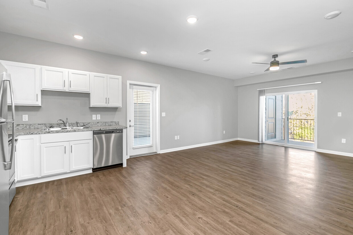 Foto principal - Marvin Gardens on Main – Modern Living in the Heart of New Albany