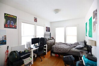 Building Photo - 1601 Colquitt St