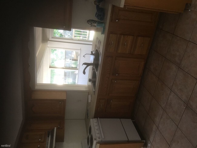 Foto del edificio - 3 br, 1.5 bath House - 2605 Mountain Ave