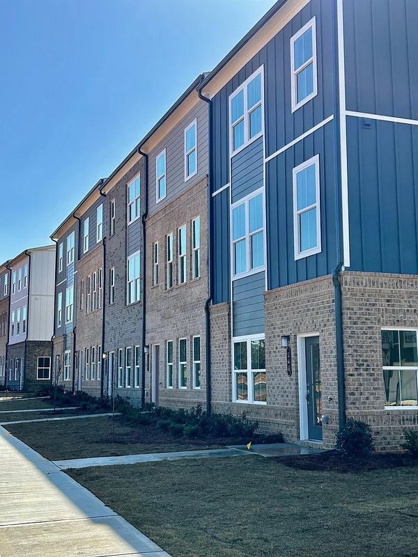 Building Photo - 509 Hardy Dr