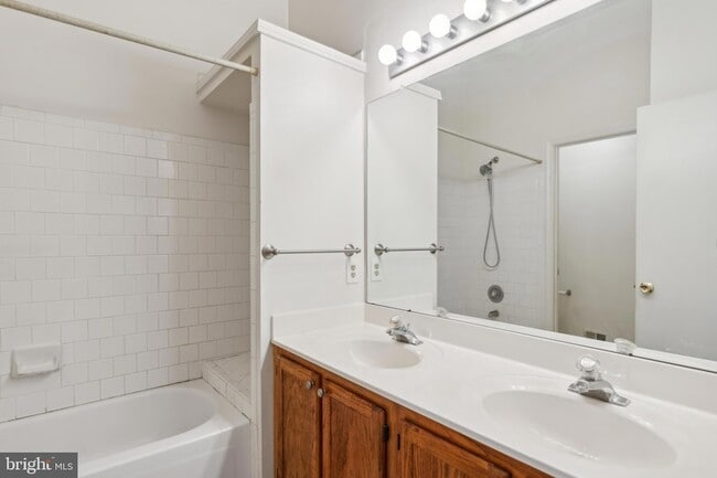 Building Photo - 11308 Golden Eagle Pl