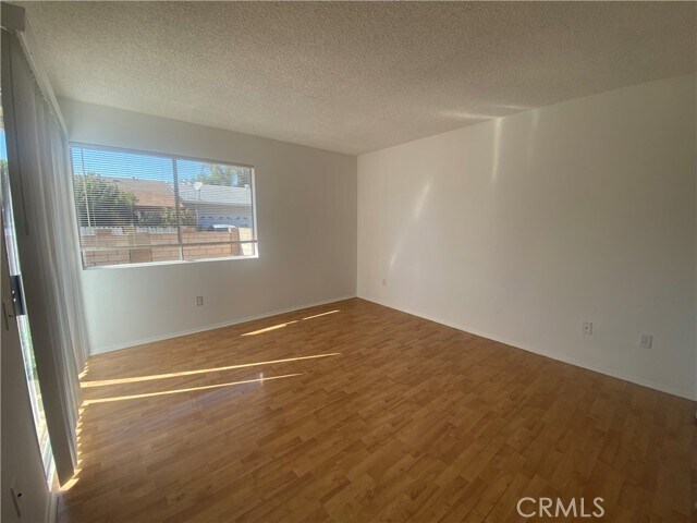 Building Photo - 18447 Santar St