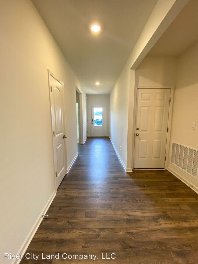 Foto del edificio - 4 br, 2 bath House - 195 Daisy Drive