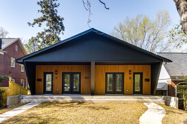 Foto del edificio - 133 Harden St