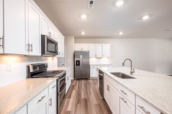 Foto del edificio - 2115 Stevens Mill Rd