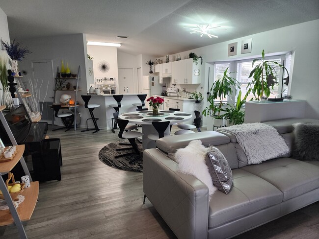 Foto del edificio - 1876 W Shanelle Path