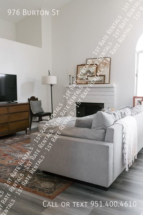 Building Photo - Gorgeous single-story home!