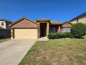 Building Photo - 6909 Osbaldo Dr