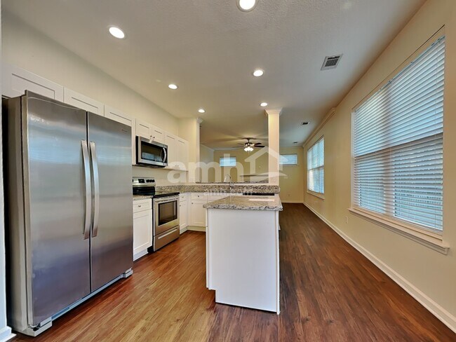 Foto del edificio - 105 Redrock Ct