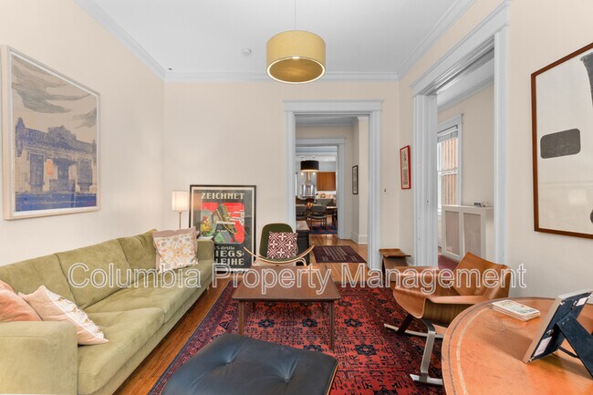 Foto del edificio - 1224 C St NE