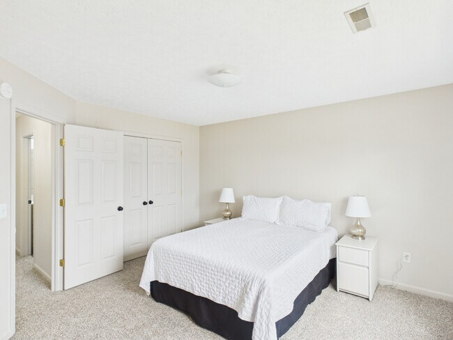 Foto del edificio - 201 Greenleaf Dr