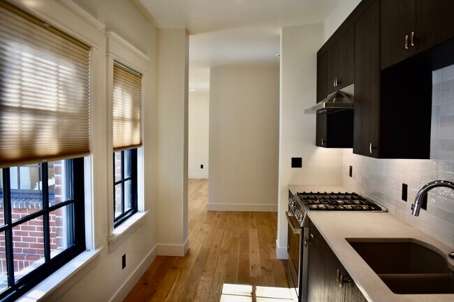 Building Photo - 1617 N 24th St