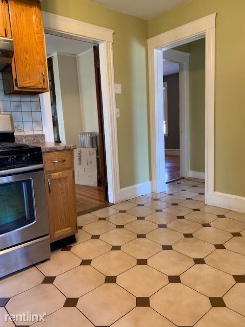 Foto del edificio - 2 br, 1 bath Apartment - 4114 Washington St