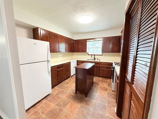 Foto del edificio - 20729 Canterbury Ln