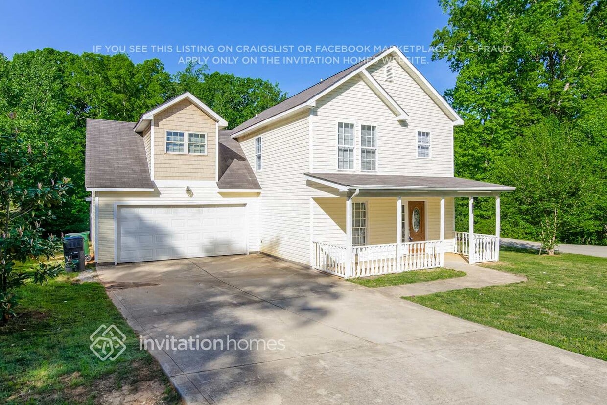 Foto principal - 3837 Sally Ln