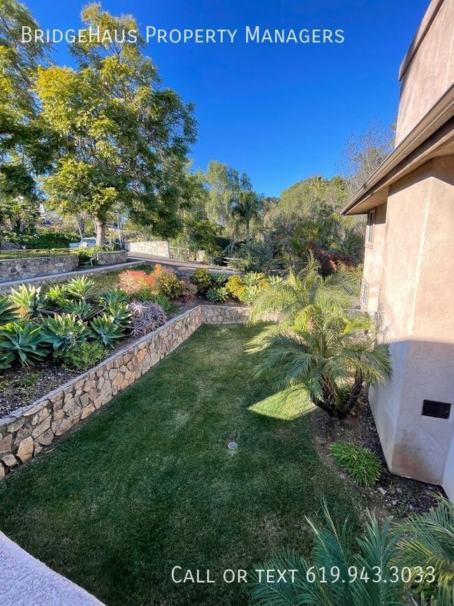 Building Photo - A Gorgeous And Spacious Fully Furnished 4 ...