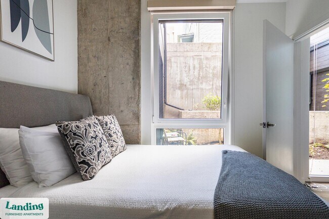 Foto del edificio - 1419 24th Ave