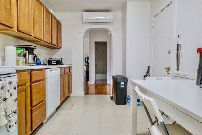 Foto del edificio - 361 Somerville Ave