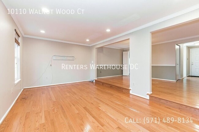 Building Photo - 10110 Walnut Wood Ct