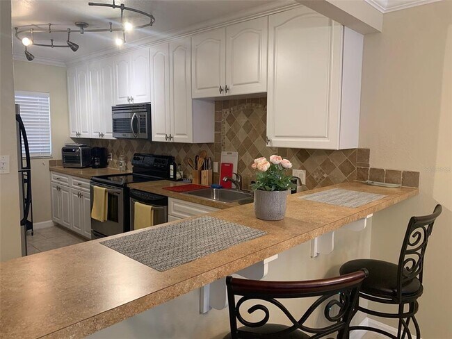 Foto del edificio - 3700 S Osprey Ave