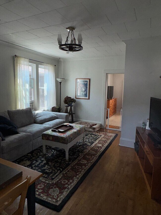 Foto del edificio - Newhall Apartments