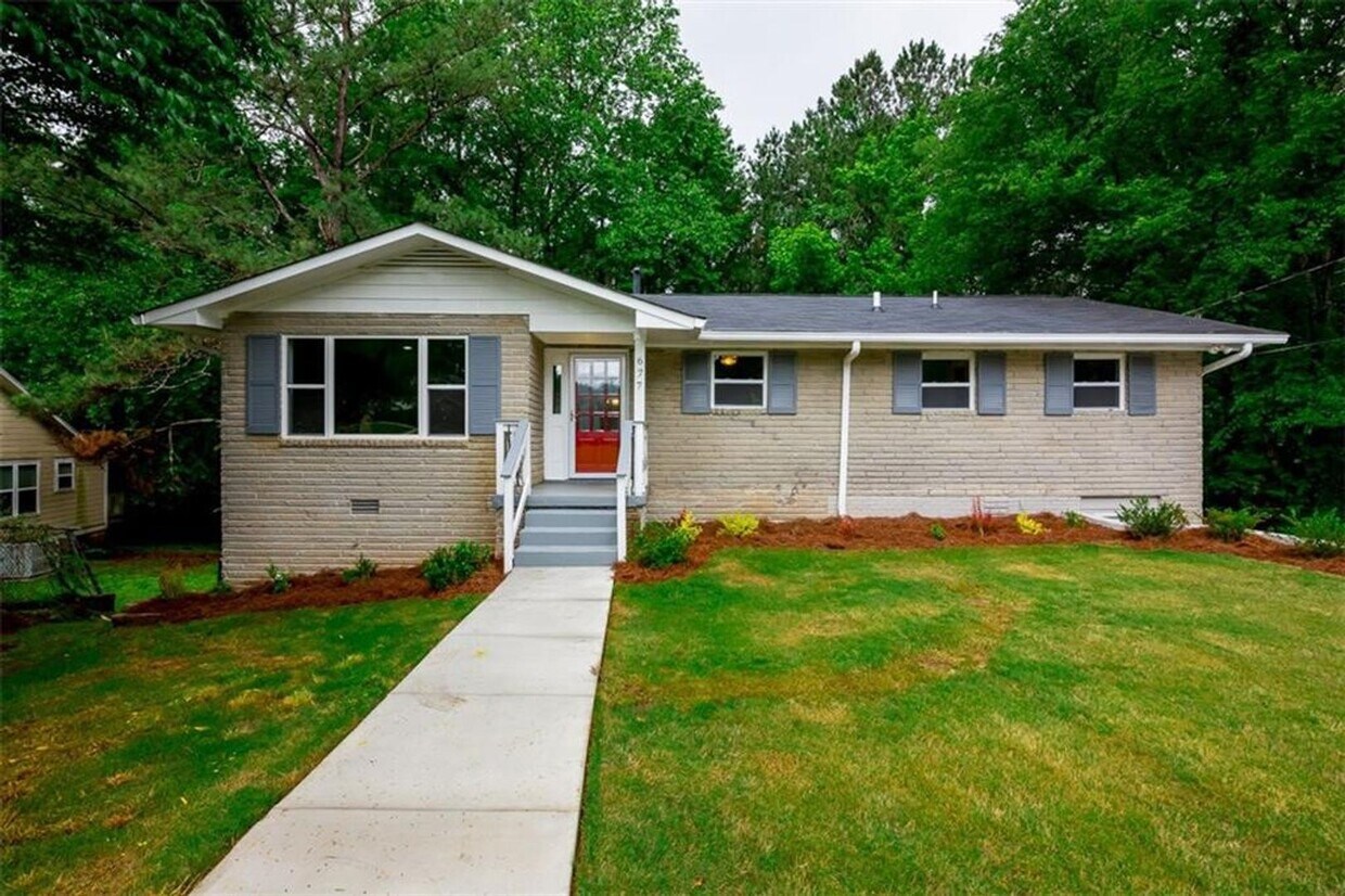 Primary Photo - Updated Remodeled Brick Ranch with Full Fi...