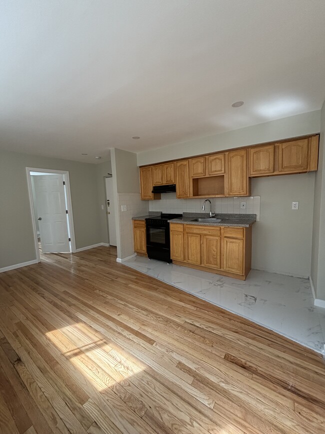 270 Stuyvesant Ave 1 - 272 Stuyvesant Ave