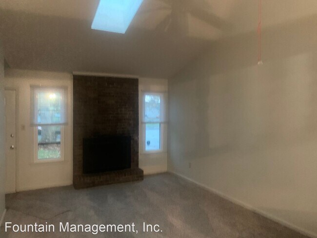 Foto del edificio - 2 br, 2 bath House - 389 West Frances Street