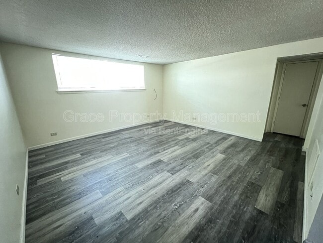 Building Photo - 9370 E Girard Ave