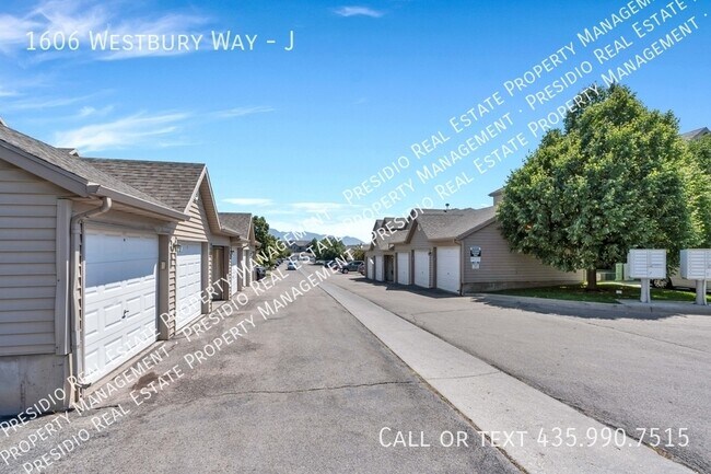 Building Photo - 1606 Westbury Way