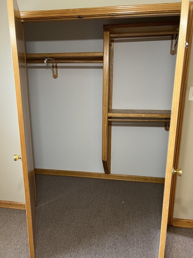 Foto del edificio - 1652 St John Bosco St